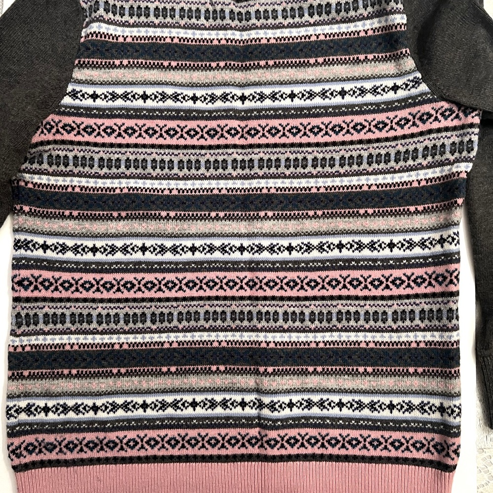 Sweater - Picture 5 of 6